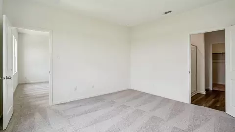 385 Enforcer Loop, Jarrell, TX 76537 photo 21