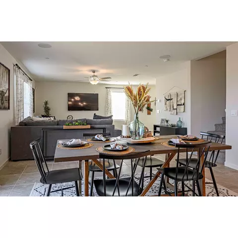 Dining - 2119 Hunter Ave, Sanger, CA 93657 photo 2 of 3