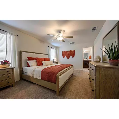 Bedroom - 2119 Hunter Ave, Sanger, CA 93657 photo 2 of 9