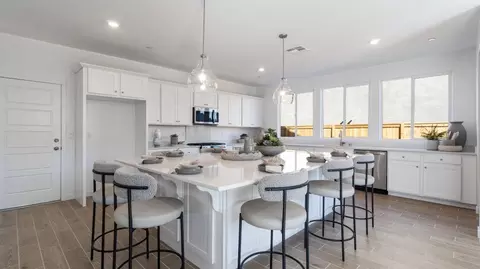 Kitchen - 1043 Summerset Ave, Clovis, CA 93619 photo 1 of 2