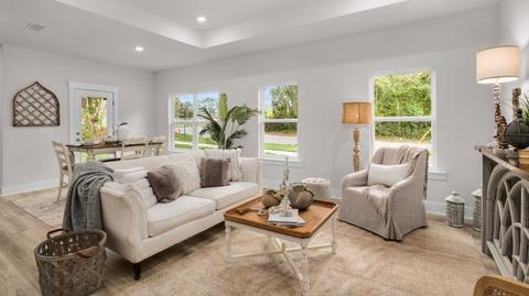 111 Blooming Cv, Crestview, FL 32539 photo 4