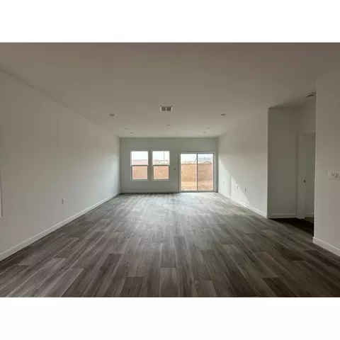 3370 Frontera Ave, Clovis, CA 93619 photo 5