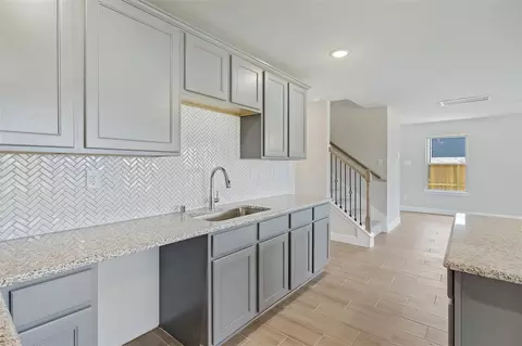 4551 Pinehurst Trace Dr, Pinehurst, TX 77362 photo 3
