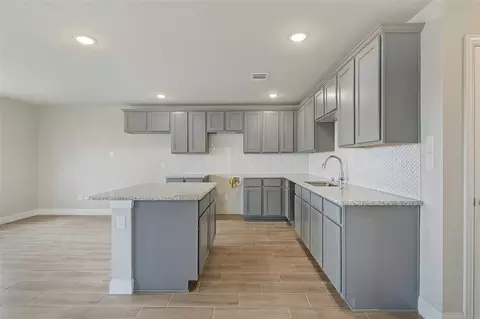 4551 Pinehurst Trace Dr, Pinehurst, TX 77362 photo 6