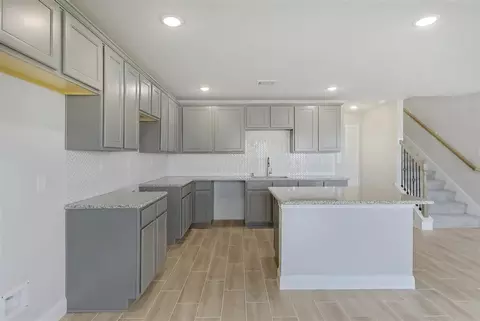 4551 Pinehurst Trace Dr, Pinehurst, TX 77362 photo 10