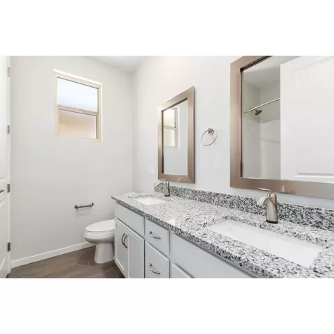 Bath - 14803 E 40th Pl, Yuma, AZ 85367 photo 10 of 15