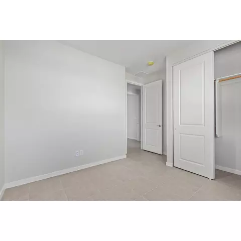 Bedroom - 14803 E 40th Pl, Yuma, AZ 85367 photo 5 of 8