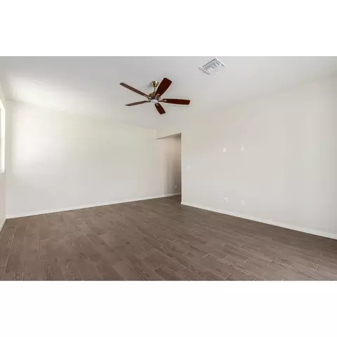 Living - 14803 E 40th Pl, Yuma, AZ 85367 photo 13 of 15