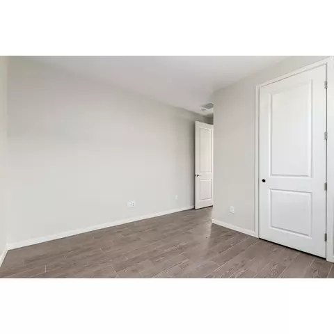 Bedroom - 14803 E 40th Pl, Yuma, AZ 85367 photo 3 of 8