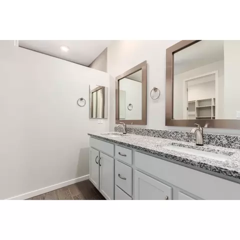 Bath - 14803 E 40th Pl, Yuma, AZ 85367 photo 3 of 15