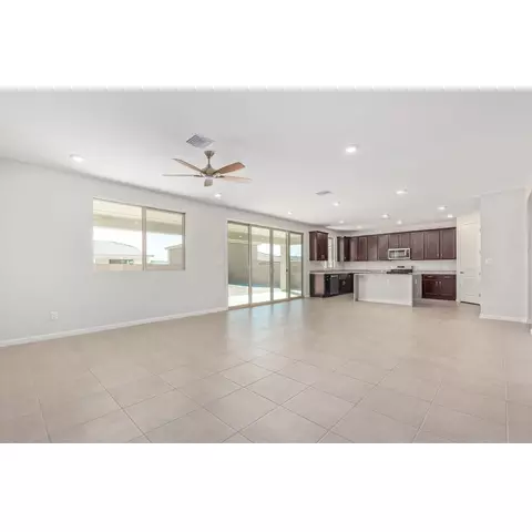 Living - 14803 E 40th Pl, Yuma, AZ 85367 photo 3 of 15