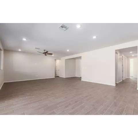 Living - 14803 E 40th Pl, Yuma, AZ 85367 photo 4 of 15