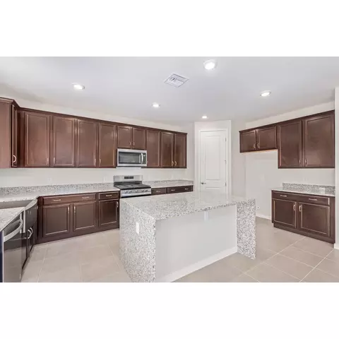 Kitchen - 14803 E 40th Pl, Yuma, AZ 85367 photo 8 of 11