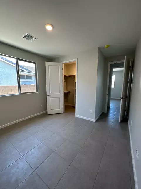 Bedroom - 14803 E 40th Pl, Yuma, AZ 85367 photo 8 of 8