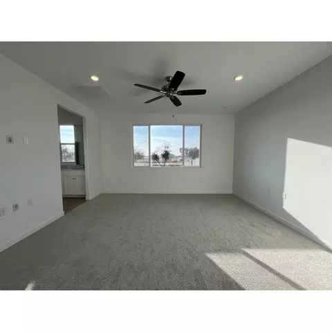 1102 Atlantica Dr S, Madera, CA 93636 photo 5
