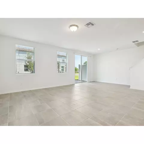 Living - 4309 Switchgrass Ln, Saint Cloud, FL 34772 photo 1 of 2