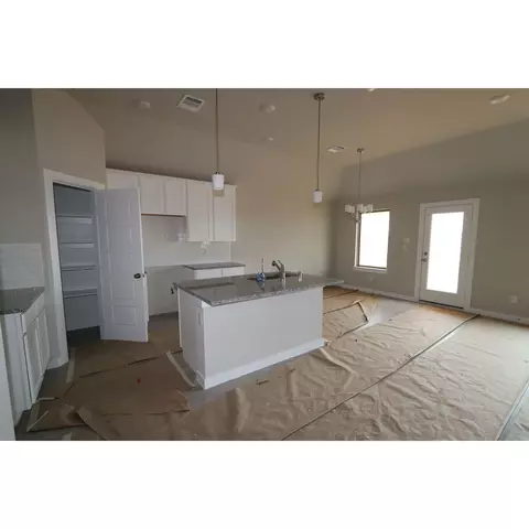 Kitchen - 2003 Live Springs Way, Rosenberg, TX 77471 photo 6 of 16
