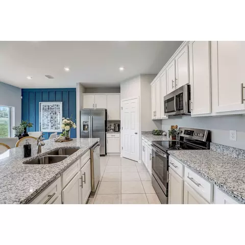 899 Pebble Crest Ln, Bartow, FL 33830 photo 4