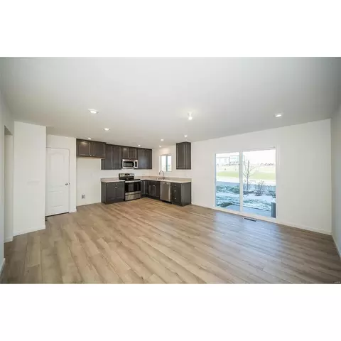 70 Mora Blvd, Wentzville, MO 63385 photo 11