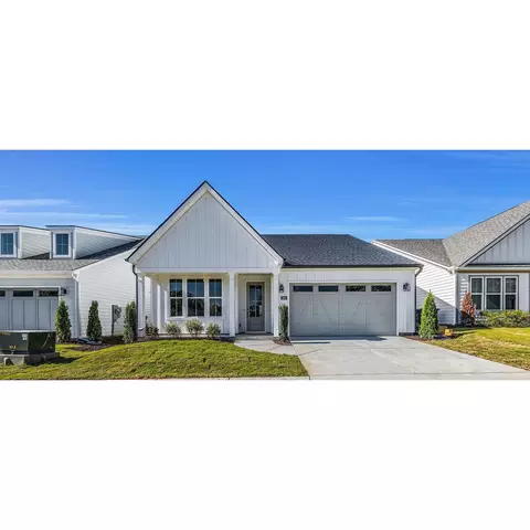 2823 Butlers Green Cir, Chattanooga, TN 37421