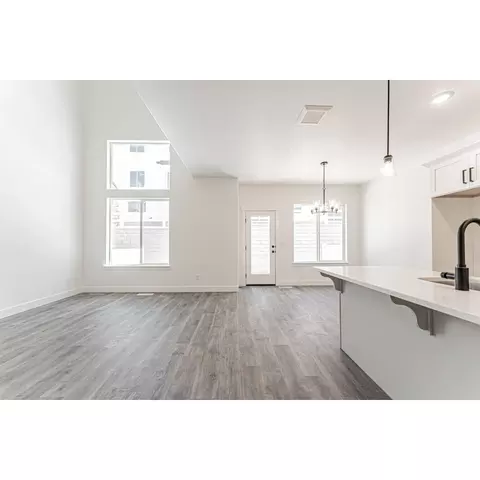 4665 S Olive Ave, Mapleton, UT 84664 photo 5