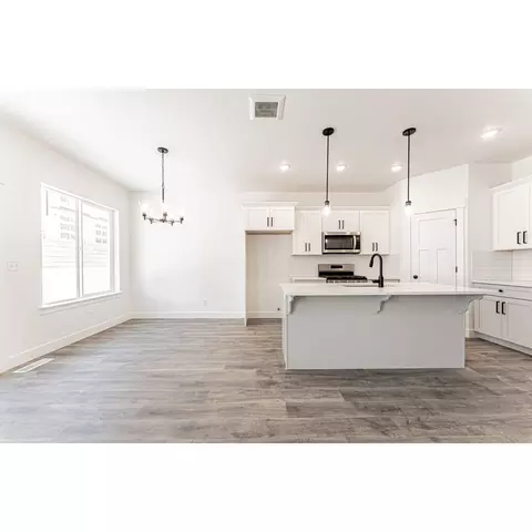 4665 S Olive Ave, Mapleton, UT 84664 photo 4