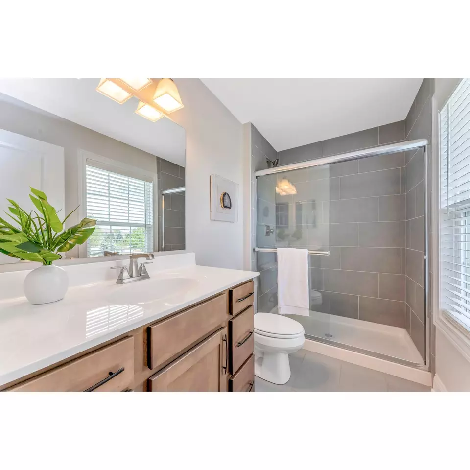 Bath - Plan Cedar - 14 Mazzolla Ct, Delaware, OH 43015 photo 2 of 2