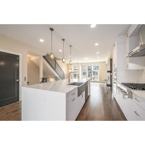 6918 E Lowry Blvd, Denver, CO 80230 photo 11