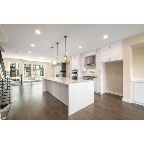 6918 E Lowry Blvd, Denver, CO 80230 photo 3