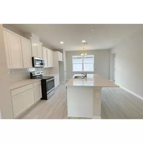 1396 Lumpini St, Saint Cloud, FL 34771 photo 9
