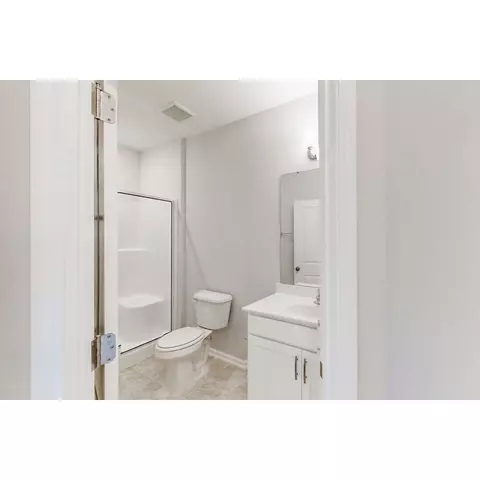 Bath - 1114 Harmony Trl, Durham, NC 27703 photo 4 of 6