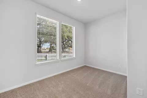 271 Glocken Ln, Kyle, TX 78640 photo 14