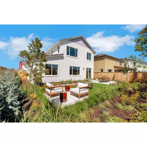 Exterior - 310 Charlotte St, Oakley, CA 94561 photo 8 of 9