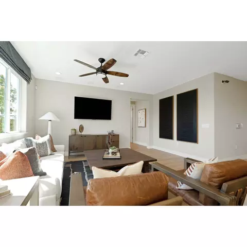 Living - 310 Charlotte St, Oakley, CA 94561 photo 4 of 4