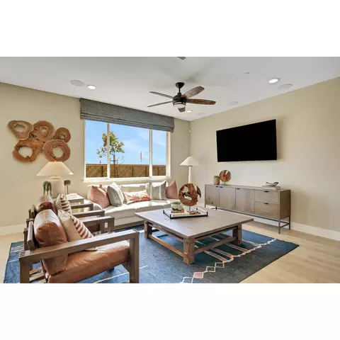 Living - 310 Charlotte St, Oakley, CA 94561 photo 3 of 4