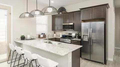 2413 W Grenadine Rd, Phoenix, AZ 85041 photo 11