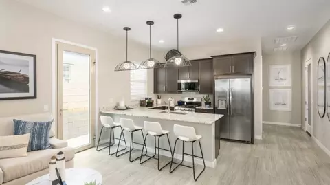 2413 W Grenadine Rd, Phoenix, AZ 85041 photo 6