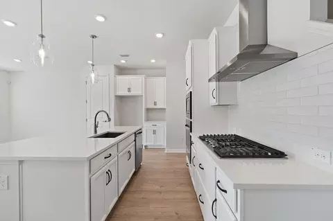Kitchen - 11710 Full Moon Loop, Parrish, FL 34219 photo 2 of 2