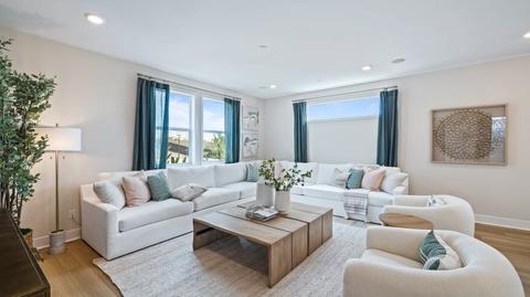 318 Merit, Irvine, CA 92618 photo 4