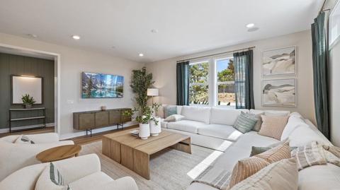 318 Merit, Irvine, CA 92618 photo 9
