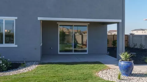 Exterior - 7005 Mariner Bay Rd, Stockton, CA 95219 photo 2 of 3