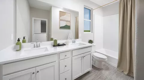 Bath - 7005 Mariner Bay Rd, Stockton, CA 95219 photo 4 of 4