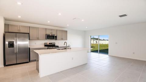 375 Pine Tree Bridge Trl, Saint Cloud, FL 34772 photo 10