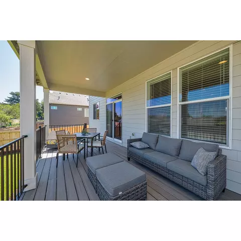 Exterior - 41485 Metolius Ave, Sandy, OR 97055 photo 6 of 7