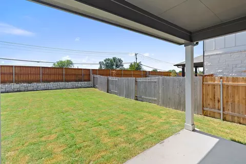 626 Backstays Loop, Kyle, TX 78640 photo 12