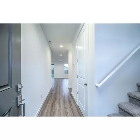3027 S Quartz Dr, Cornelius, OR 97113 photo 3