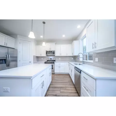 3027 S Quartz Dr, Cornelius, OR 97113 photo 13