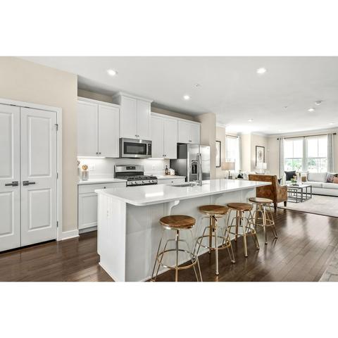 7319 Isabella Rd, Laurel, MD 20723 photo 4