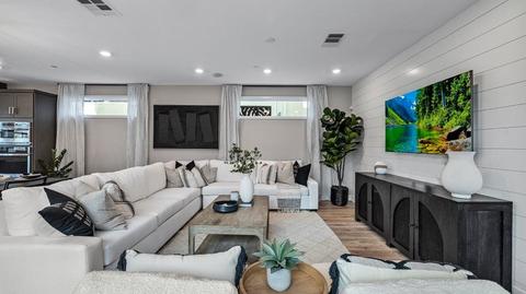 320 Merit, Irvine, CA 92618 photo 14