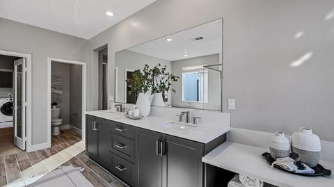 320 Merit, Irvine, CA 92618 photo 22